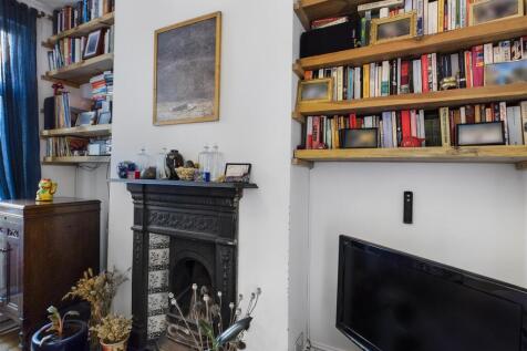 CAM00771P1-PR0040-STILL03.jpg