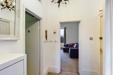 CAM00771P1-PR0192-STILL05.jpg