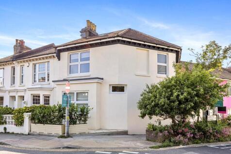 Queens Park Road, 247-008.jpg