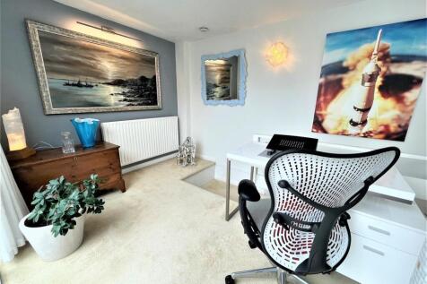 IMG_7341 - Living Room.jpg