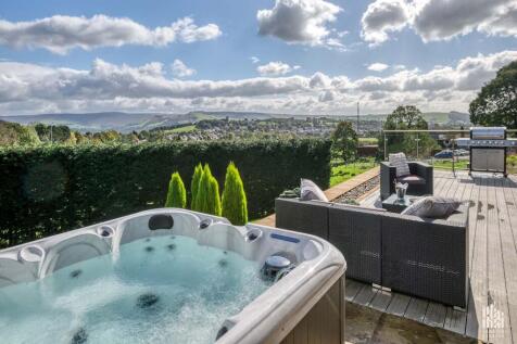 Garden &amp; Views