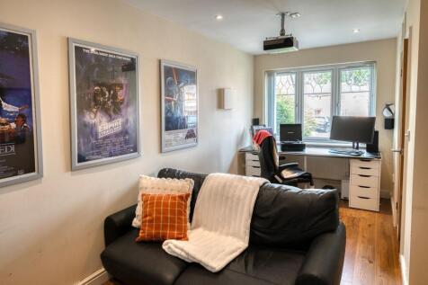 Cinema Room/Office