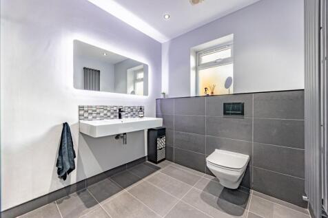 Principal Ensuite