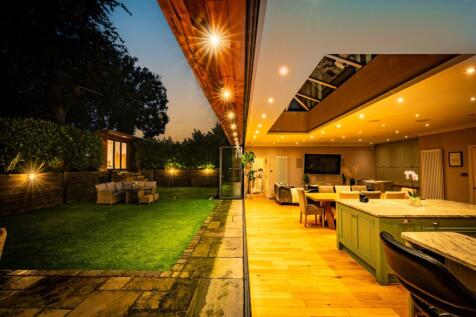 Kitchen/Gatden