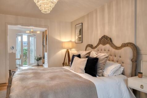 Principle Bedroom