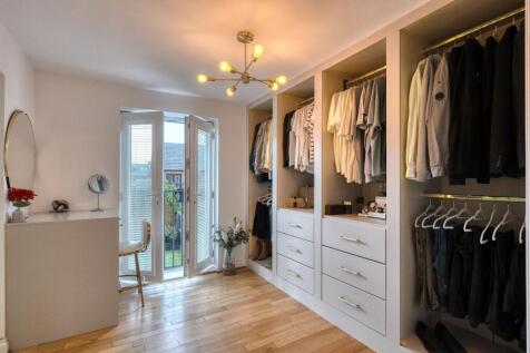 Principle dressing room