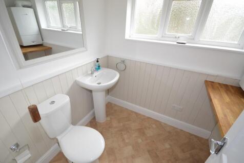 Utility / Cloakroom 