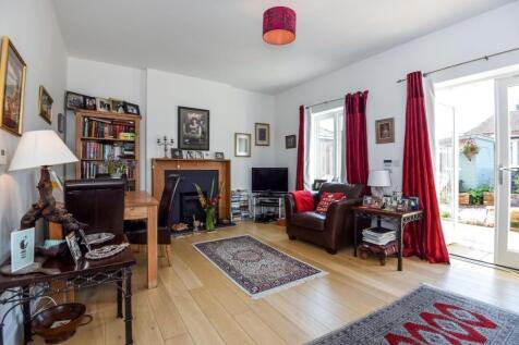 Sitting room House t