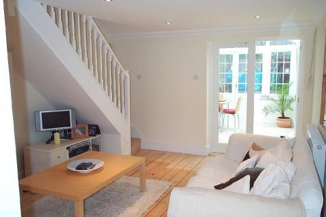 Living room House to