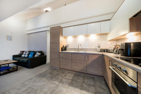 1362987-10-68f665...