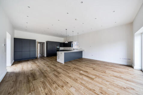 1376851-8-690e152...