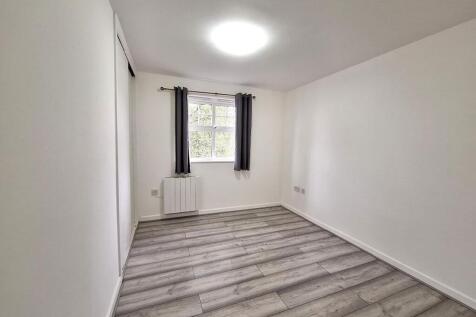 Bedroom 2 Ensuite