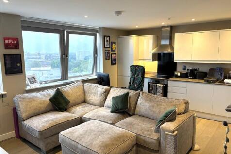 Lounge/Kitchen