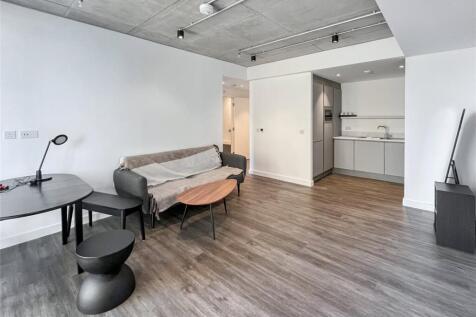 Living Room/Kitchen