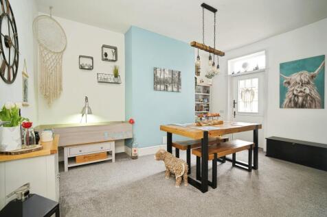 Dining / Family Room