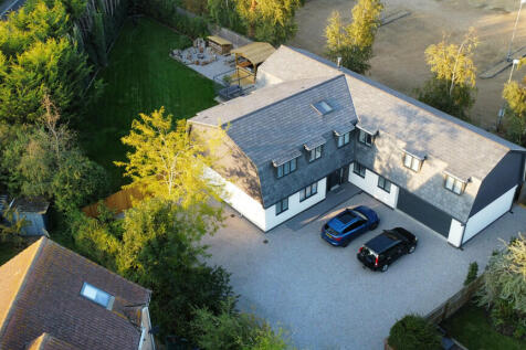 B_House Front Dro...