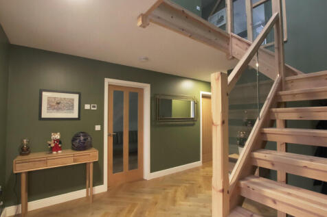C_Hall2