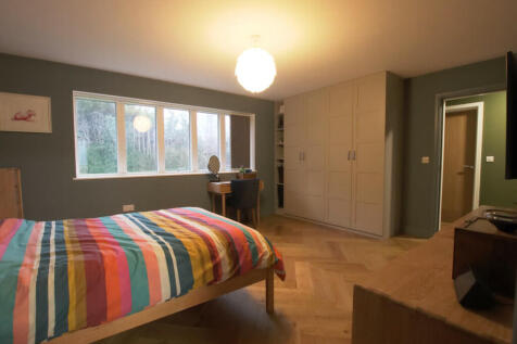 F_Bedroom 1 Maste...