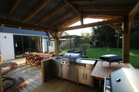 G_Outside Kitchen