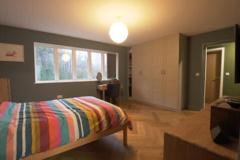 F_Bedroom 1 Maste...