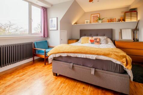 Main Bedroom a