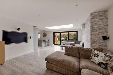 Kitchen / Diner / Family Room