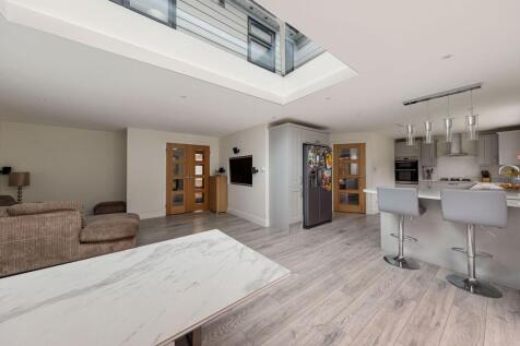 Kitchen / Diner / Family Room