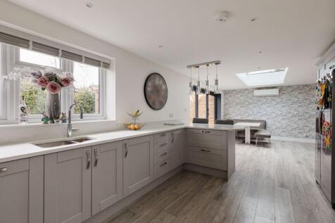 Kitchen / Diner / Family Room