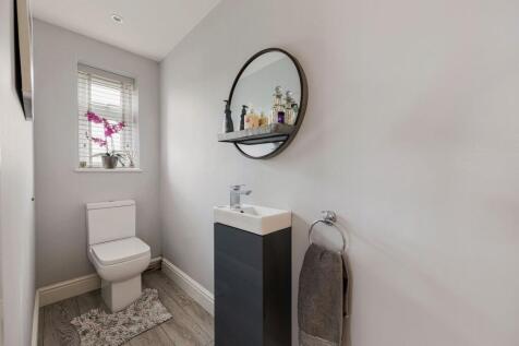 Downstairs wc