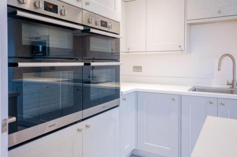 Kitchen / Lounge / Diner / Family Room