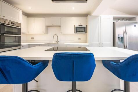 Kitchen / Lounge / Diner / Family Room