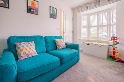 Sitting/Playroom