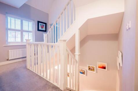 1st Floor Landing