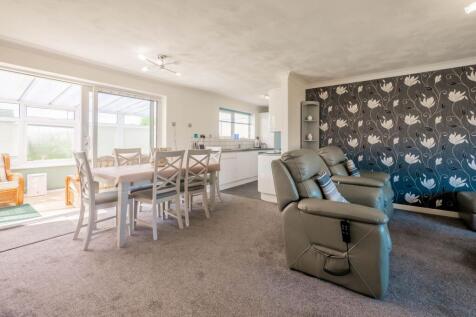 Lounge/Diner