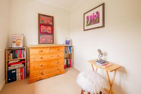 Bedroom/Study