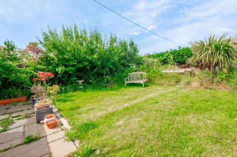REAR GARDEN IS WEST FACING