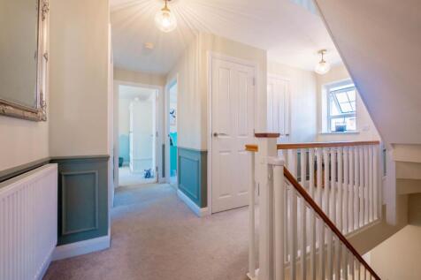 1st Floor Landing