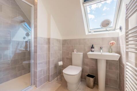 Top Floor En-suite