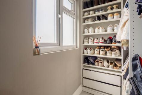 Walk in Wardrobe
