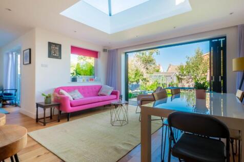 Open Plan Lounge/Kitchen/Diner