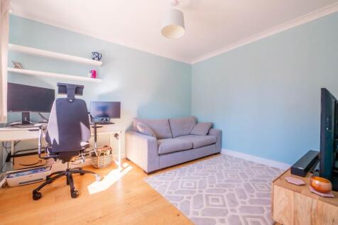 Play Room/Office/2nd Reception