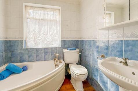 Ground floor bathroom