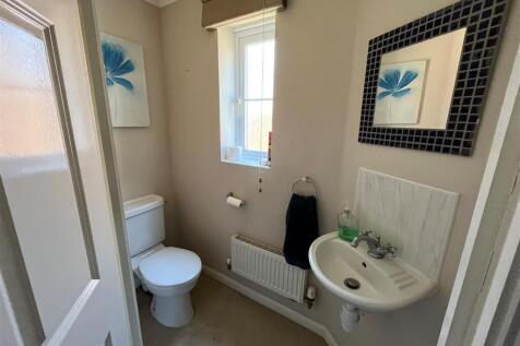 Toilet.jpg