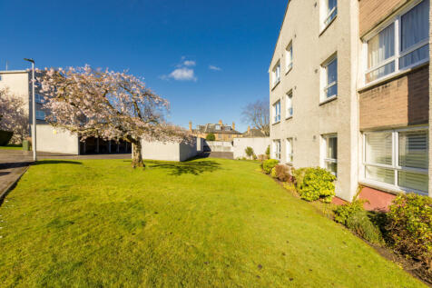 73328_WestCrt-023