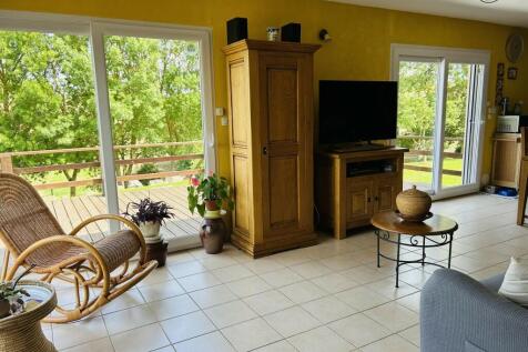 Property Image 4