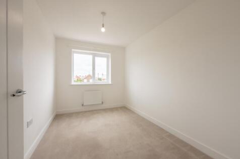 20250818125322 - IMG_1421 - 10 Allens Drive, Triml