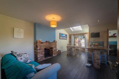 20250929112758 - 2025-09-29_10-56-02 - 9 Oakdene, 