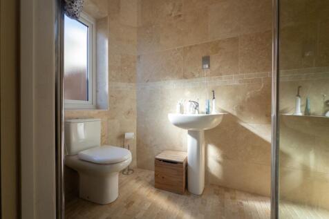 20250929113611 - 2025-09-29_11-36-11 - 9 Oakdene, 