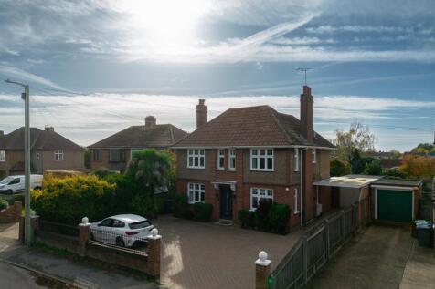20251028090112 - DJI_0943 - 45 High Road, Trimley 