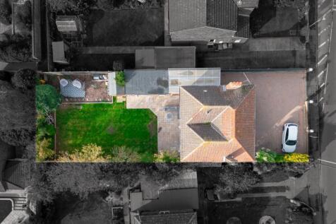 20251028120045 - DJI_0954 - 45 High Road, Trimley 